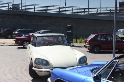 Hamburger w dłoń i w drogę