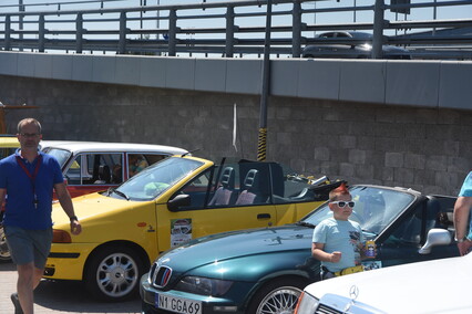 Hamburger w dłoń i w drogę