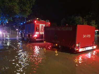 Tolkmicko całą noc walczyło z żywiołem