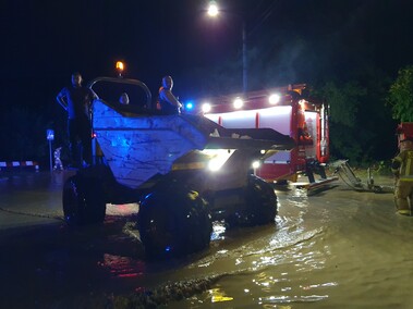 Tolkmicko całą noc walczyło z żywiołem
