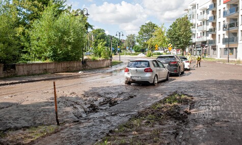 Przy Kumieli dzień po powodzi