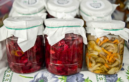 Na straganie w dzień targowy...