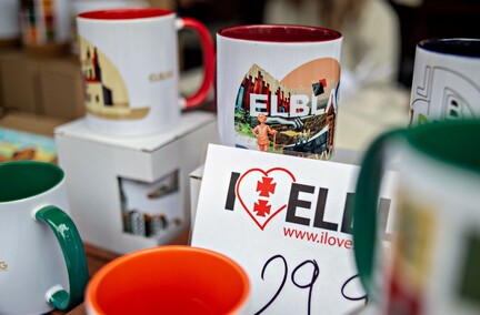 Na straganie w dzień targowy...