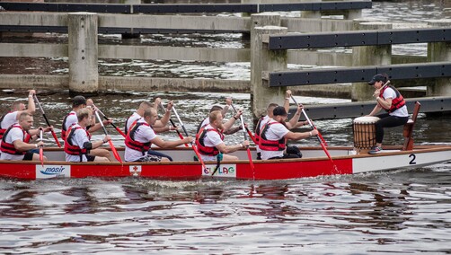 Smocze regaty na elbląskiej rzece