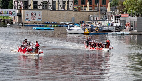 Smocze regaty na elbląskiej rzece