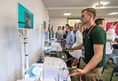 Roboty w służbie chirurgii
