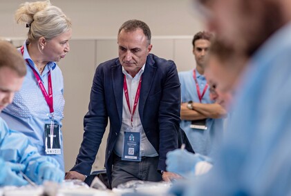 Roboty w służbie chirurgii