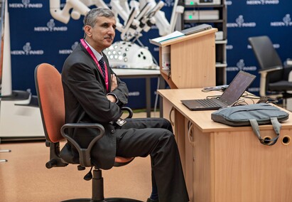 Roboty w służbie chirurgii