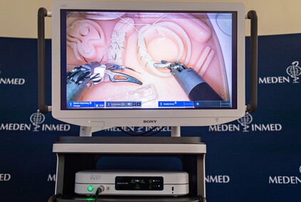 Roboty w służbie chirurgii