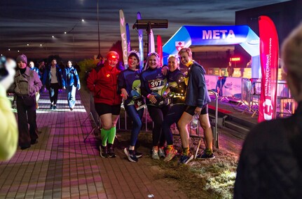 Piątka pod gwiazdami