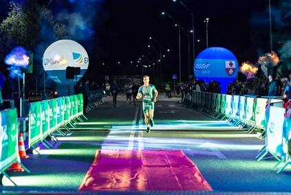 Piątka pod gwiazdami