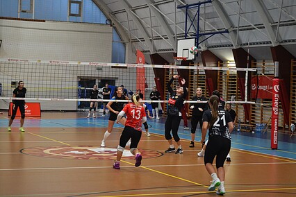 Truso gromi na inaugurację