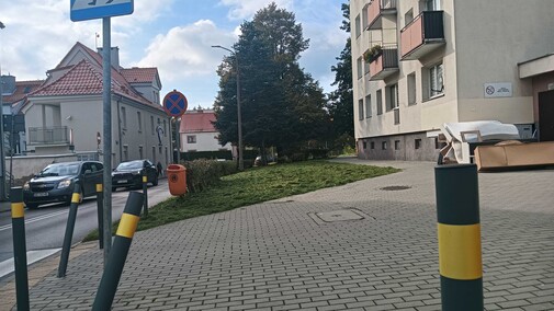 Słupki, które uprzykrzyły mieszkańcom życie