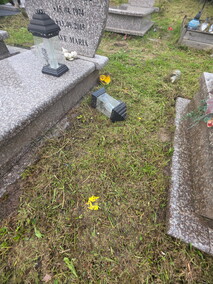 Czytelniczka: Tam też leżą ludzie...