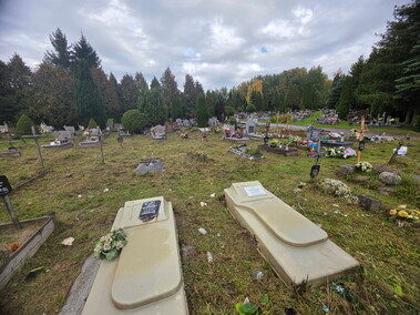 Czytelniczka: Tam też leżą ludzie...