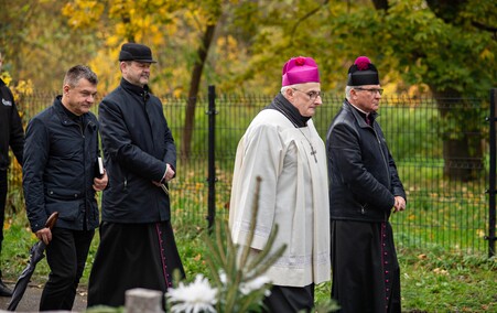 Prezydent RP odznaczył pośmiertnie Zdzisława Dubiellę. Dzisiaj odbył się pogrzeb Prezydent RP odznaczył pośmiertnie Zdzisława Dubiellę. Dzisiaj odbył się pogrzeb
