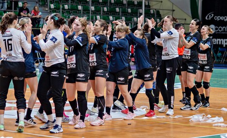 Pierwsza potyczka na remis