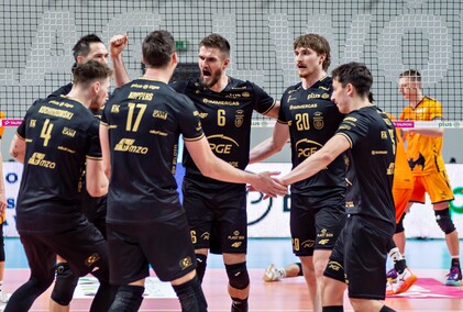 Sensacja pod siatką