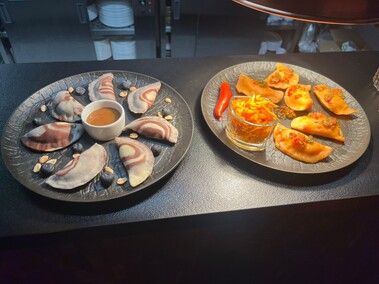 Zapraszamy na pierogi i firmowe wigilie do Szalonej Gęsi