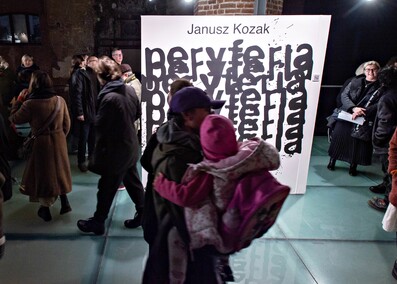 Biało-czarne peryferia