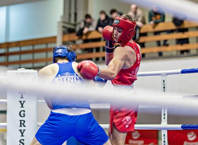 Boks w mikołajkowym wydaniu