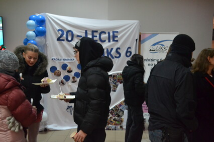 Szóstka świętuje 20. urodziny
