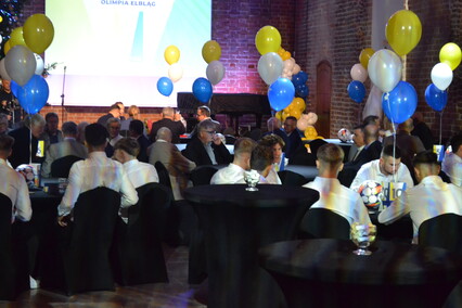 Nowy sztandar na 80. urodziny