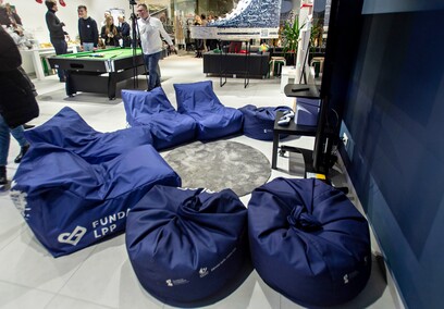 Niebieskie Trampki. Bez hejtu, bez używek i agresji