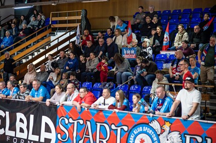 Trudna sytuacja Startu