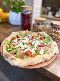 Pizzeria Mała Roma. Rzym nieopodal Bramy Targowej