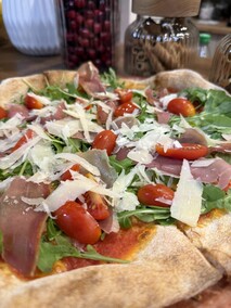 Pizzeria Mała Roma. Rzym nieopodal Bramy Targowej