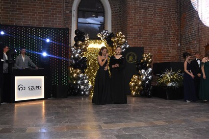 Chwilo trwaj... Studniówka ZPSM