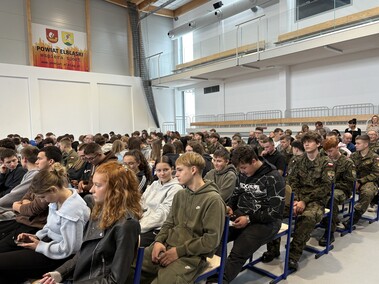 Uczniowie będą uczyli się obsługi dronów