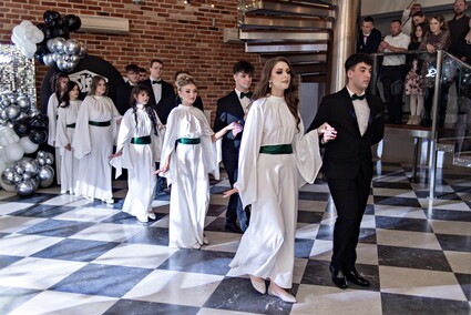 \"Studniówkę ma się tylko raz w życiu\"