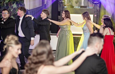 \"Studniówkę ma się tylko raz w życiu\"