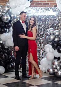 \"Studniówkę ma się tylko raz w życiu\"