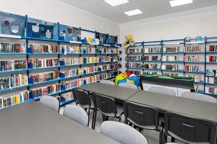 Słoneczna z nową biblioteką