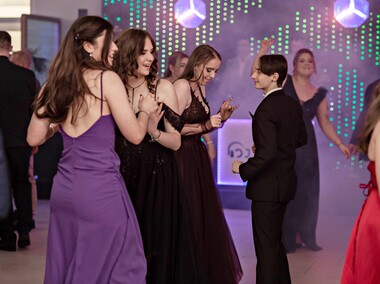 Wspomnienia, które pozostaną. Studniówka ZST