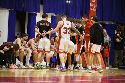 Koszykarski horror z happy endem