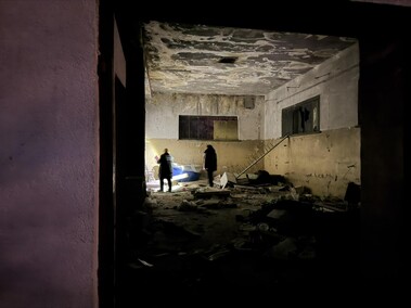 Po zmroku jeździli po mieście, licząc i pomagając bezdomnym