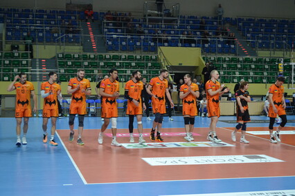 Nietoperze przegrywają po tie-breaku