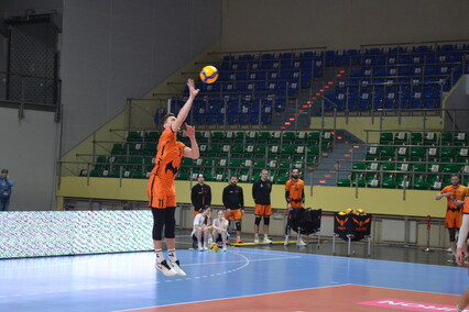 Nietoperze przegrywają po tie-breaku