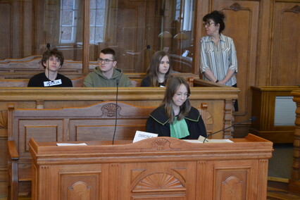 Proszę wstać, sąd idzie