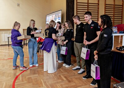 Olimpijczycy przepytani przez uczniów