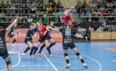Start wraca na bezpieczną pozycję