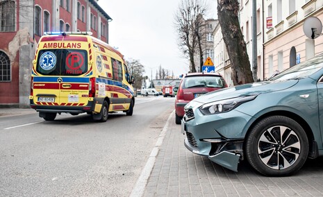 Uderzyła w motocyklistę