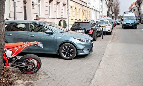 Uderzyła w motocyklistę