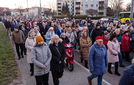 Wierni przeszli przez miasto