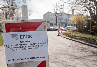 Przebudowują parking przy Bema