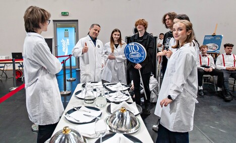 Młodzież szuka swojej przyszłości